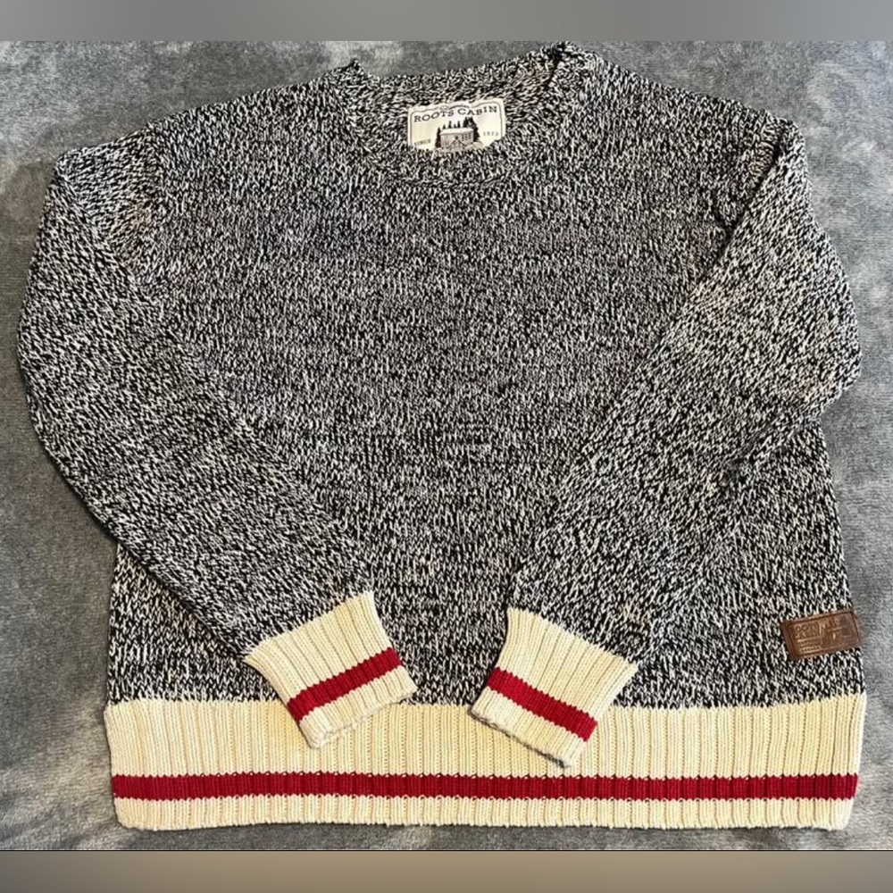 FINAL CLOSET CLEAROUT Roots Salt & Pepper Knit Sweater Size XS